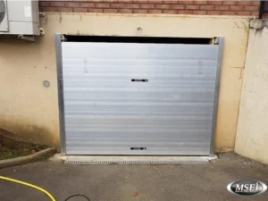 Batardeau pour la protection d'un garage